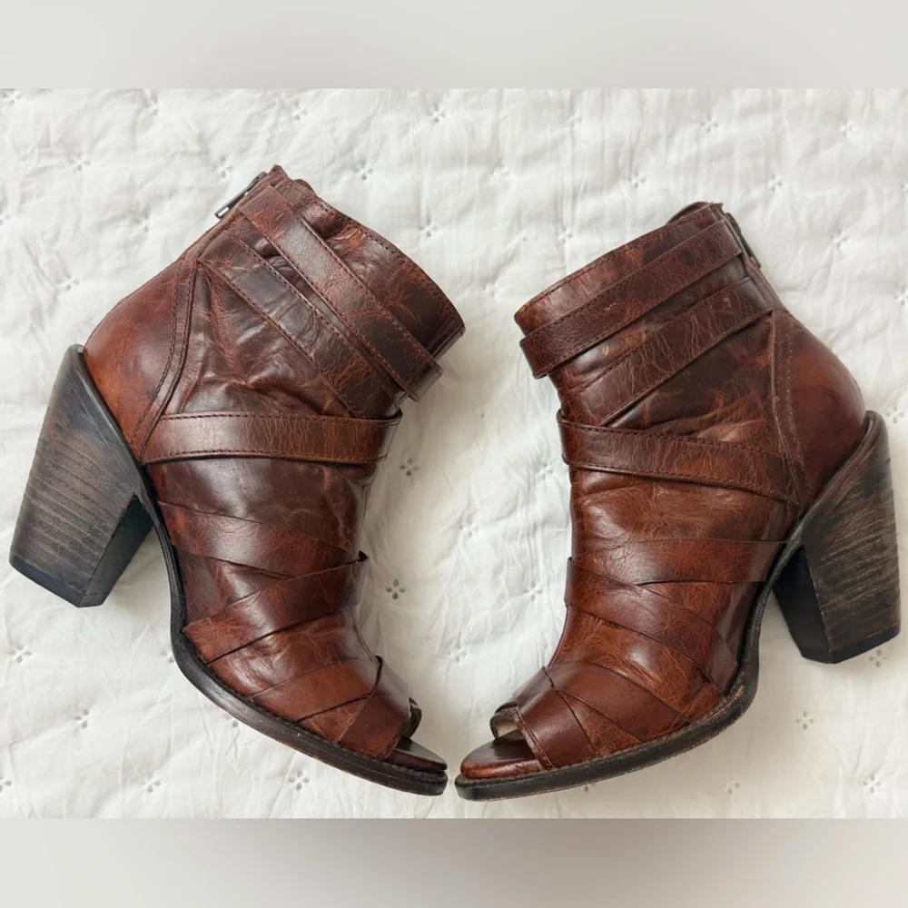 Freebird by Steven Joker Cognac Brown Leather Booties Open Toe Women’s Size 8